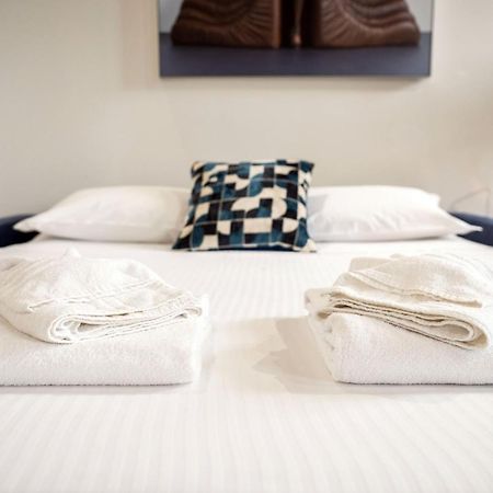 Artsy And Elegant Apartment Near Pantheon Рим Экстерьер фото
