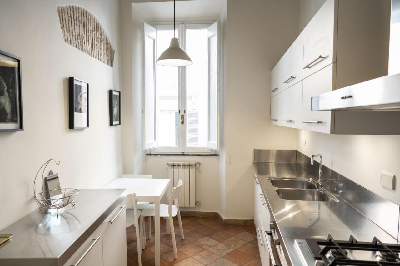 Artsy And Elegant Apartment Near Pantheon Рим Экстерьер фото